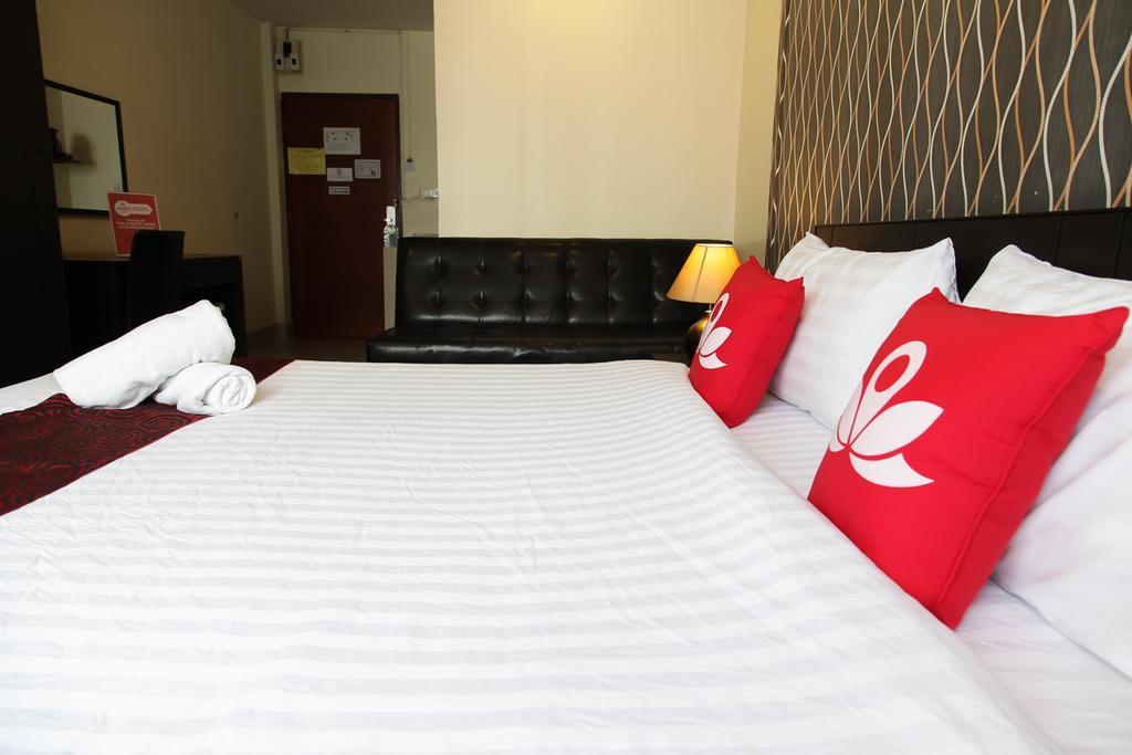 Zen Mix Prakanong Khách sạn Bangkok