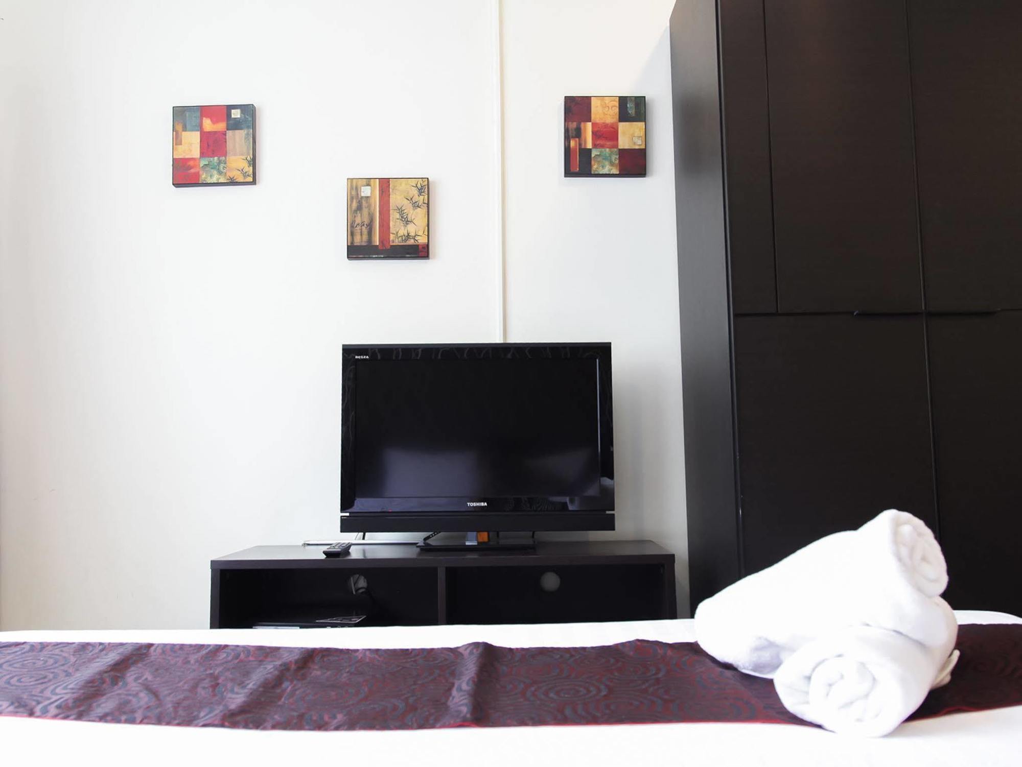 Zen Mix Prakanong Hotel 2*